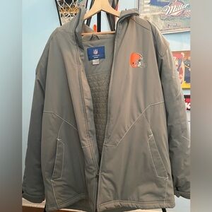 NFL Cleveland Browns Reebok Sideline Jacket Hooded Water Resistant - Mens L Grey
